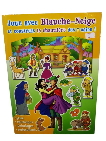 Joue avec Blanche-Neige et construis la chaumière des 7 nains !
