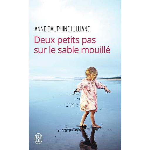 Deux petits pas sur le sable mouillé