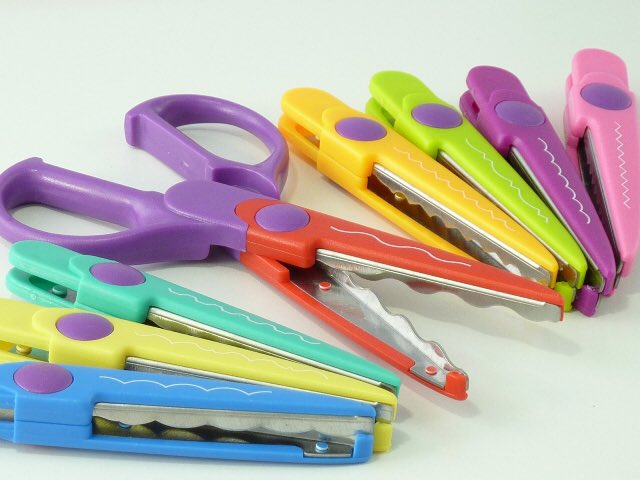 Ciseaux ZIGZAG - 8 Lames Interchangeables