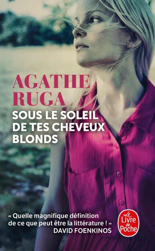 Sous le soleil de ses cheveux blonds