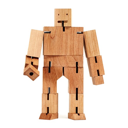 الانسان الالي (خشب)