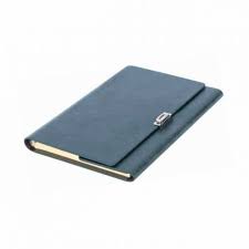 Note book Ivoire 80 Grs Couverture En Matière PU avec Fomoire Métallique 144 Pages 16*22