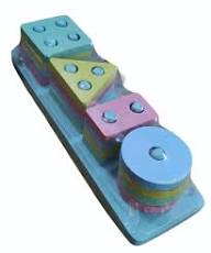 Four Column Geometric Shape